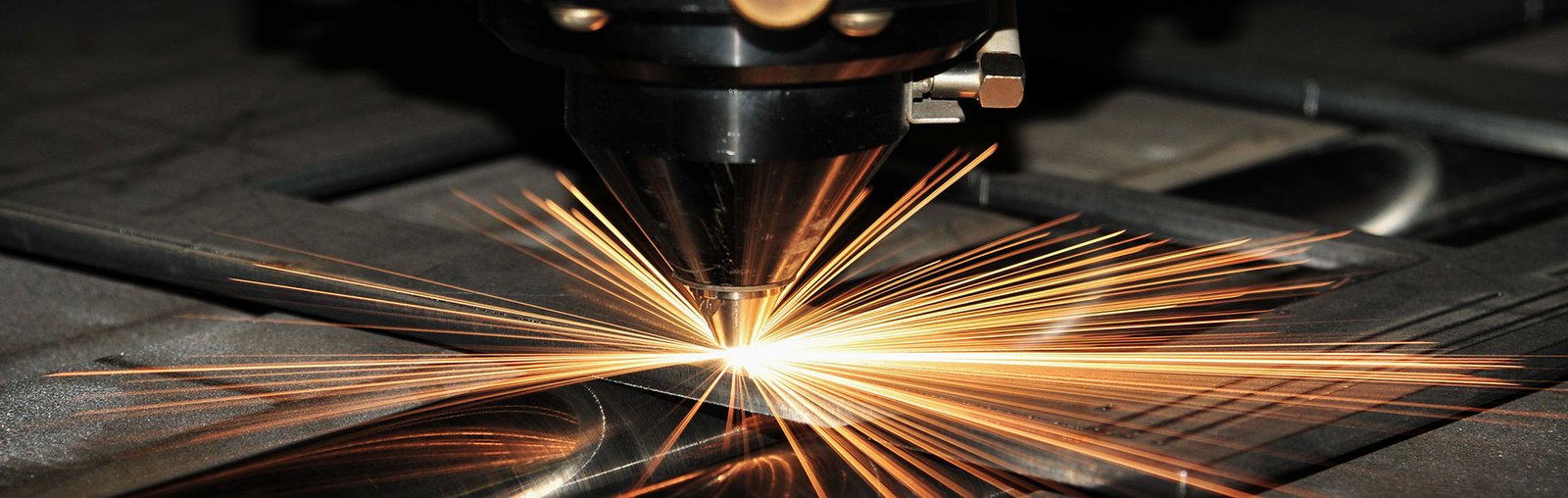 sheet metal cutting κοπή λαμαρίνων